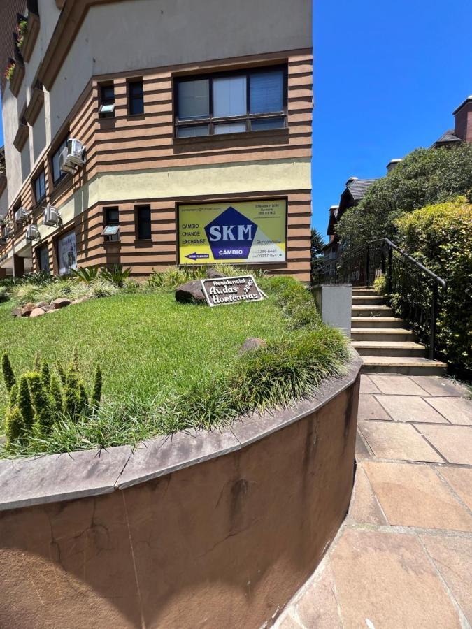 Amplo Apartamento A 200M Da Rua Coberta Apartment Gramado Exterior photo